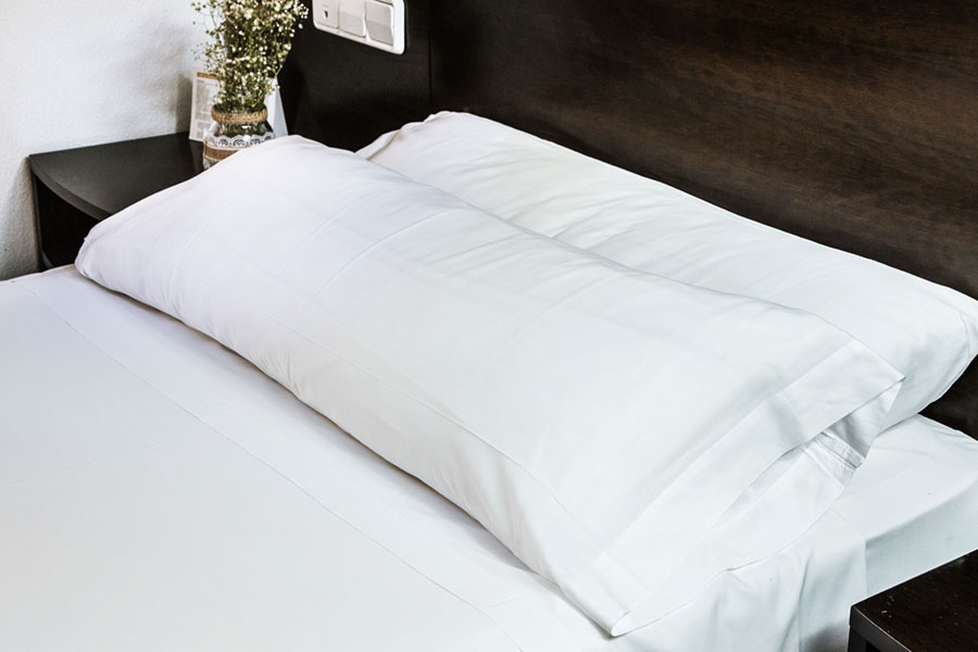 ; Funda Almohada Blanca 45x155cm 100% Algodón