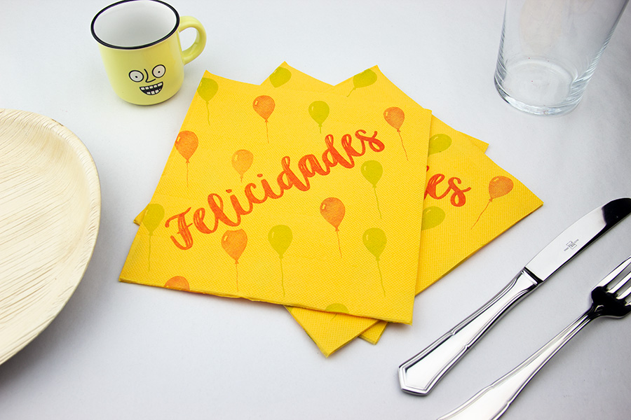 ; Servilleta Punta Punta 40x40cm Deco. Felicidades Amarillo, 600uds