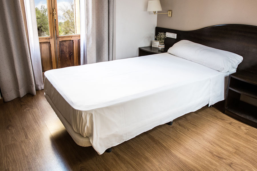 ; Sábana Encimera Blanca 160x290cm (100% Algodón)